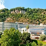 Hilton Palace Hotel 4*