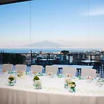 Hilton Palace Hotel 4*