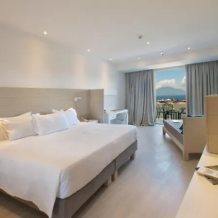 Hilton Palace 4*