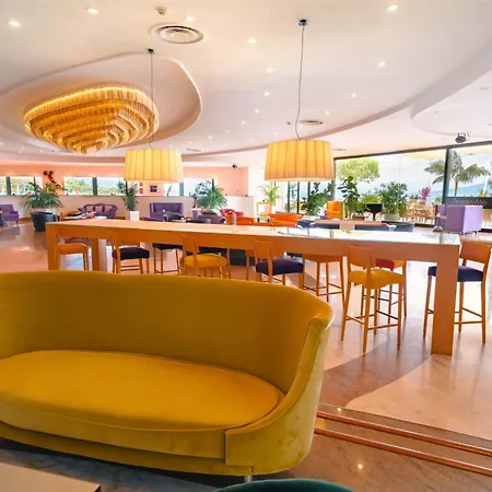 Hilton Palace Hotel 4*