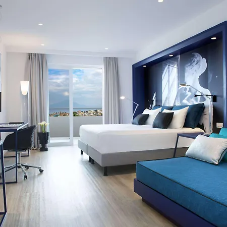 Hilton Palace