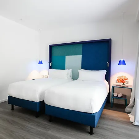 Hilton Palace