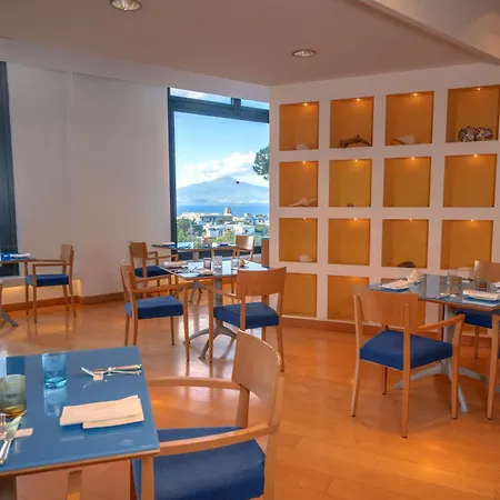 هيلتون بالاس فندق 4*