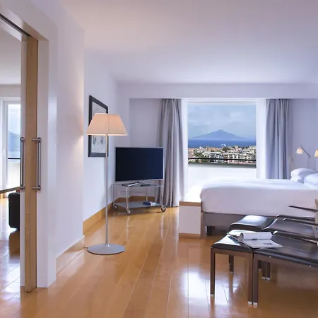 Hilton Palace Hotel 4*