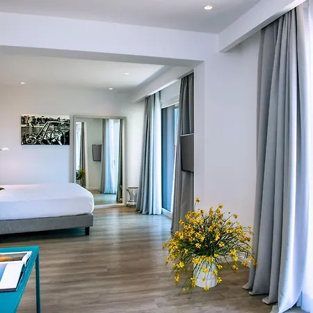 Hilton Palace 4*