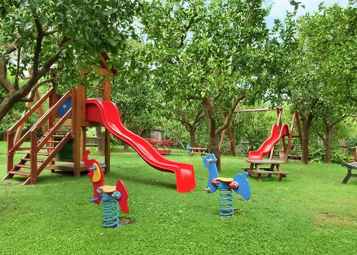 Hotell Hilton Palace 4*