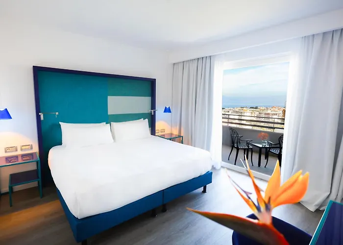 Hotell Hilton Palace 4*