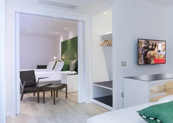 Otel Hilton Palace 4*