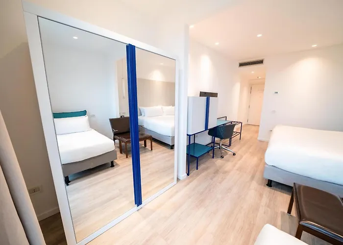 Otel Hilton Palace 4*