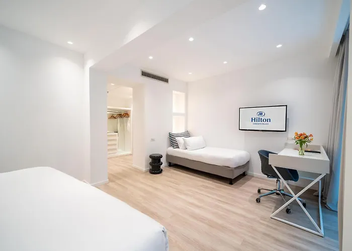 هيلتون بالاس فندق