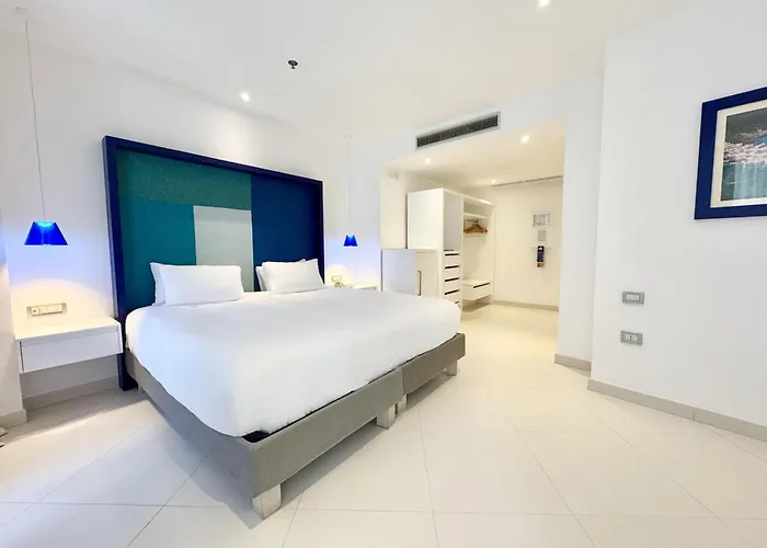 هيلتون بالاس