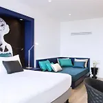 Ξενοδοχείο Hilton Palace 4*