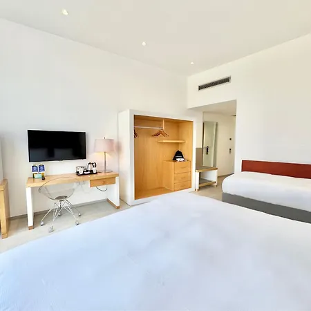 Hotel Hilton Palace 4*