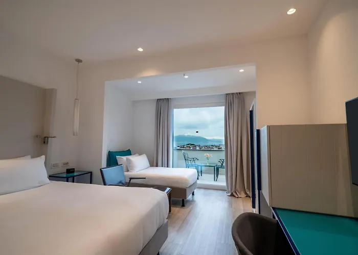 Hotel Hilton Palace 4*